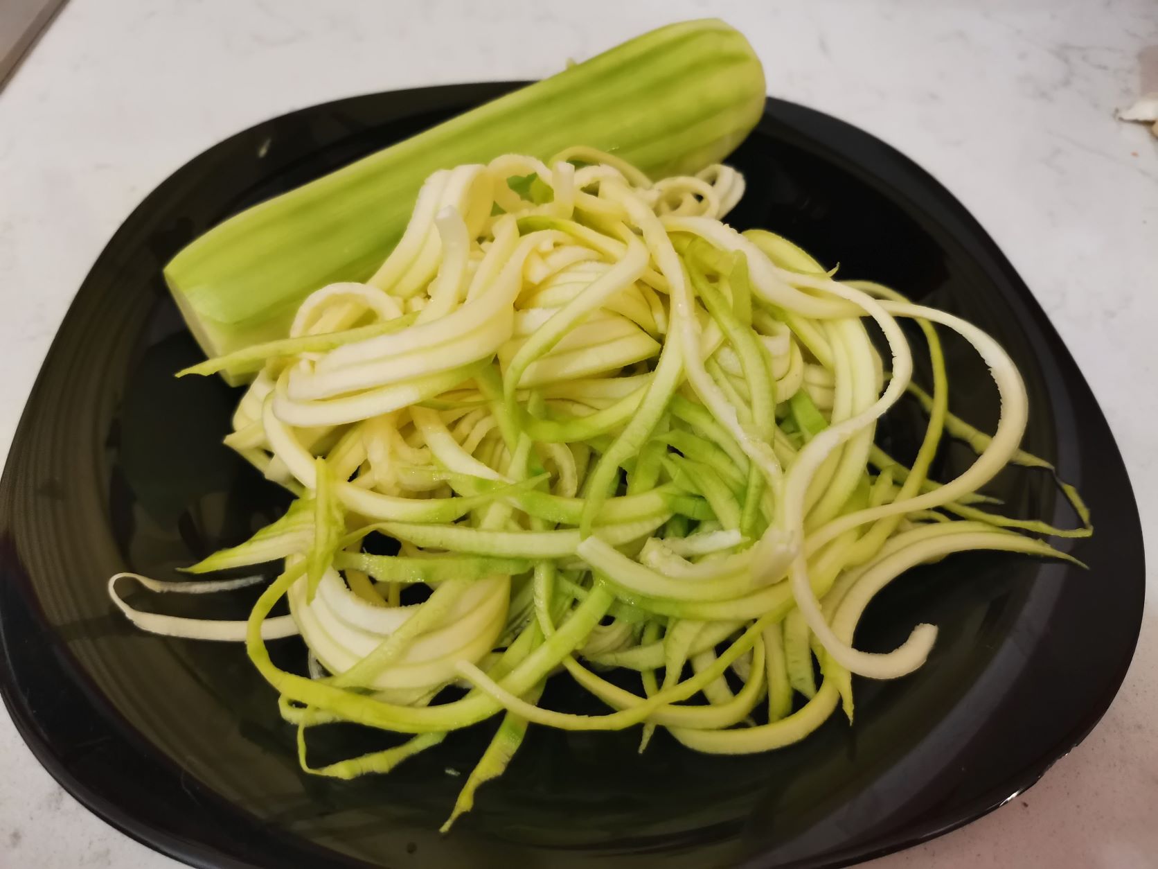 спагетти с шампиньонами и курицей